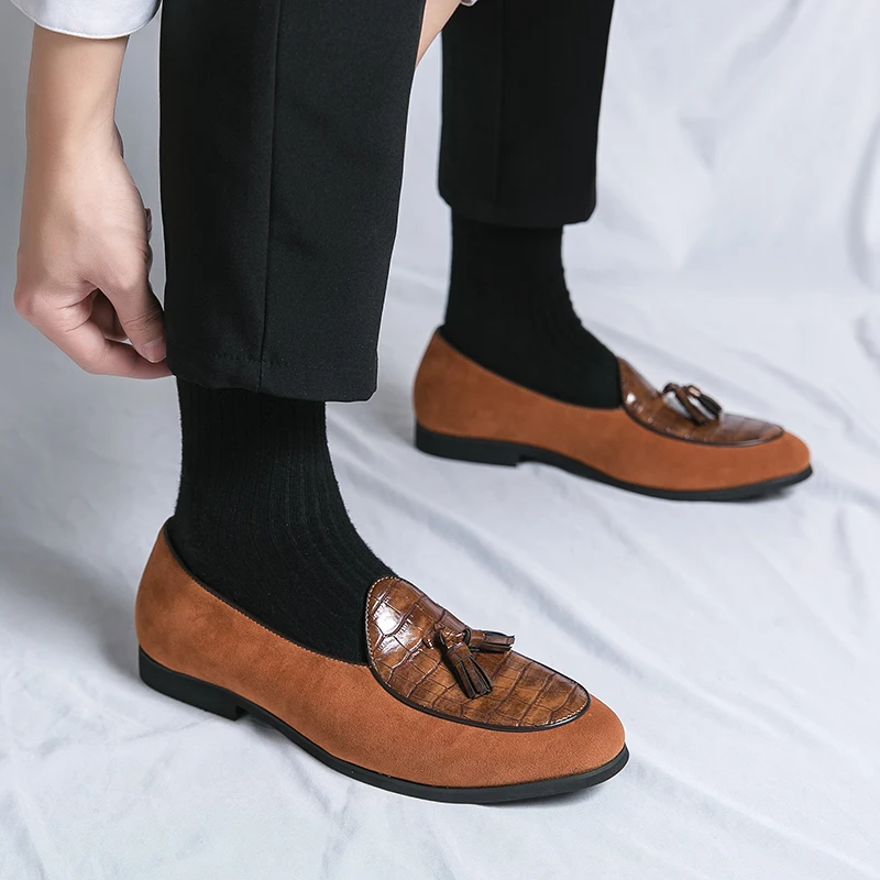 Leather splicing flow Su loafers men's slip-on set bean shoes British retro simple trend casual shoes 47 48 large size