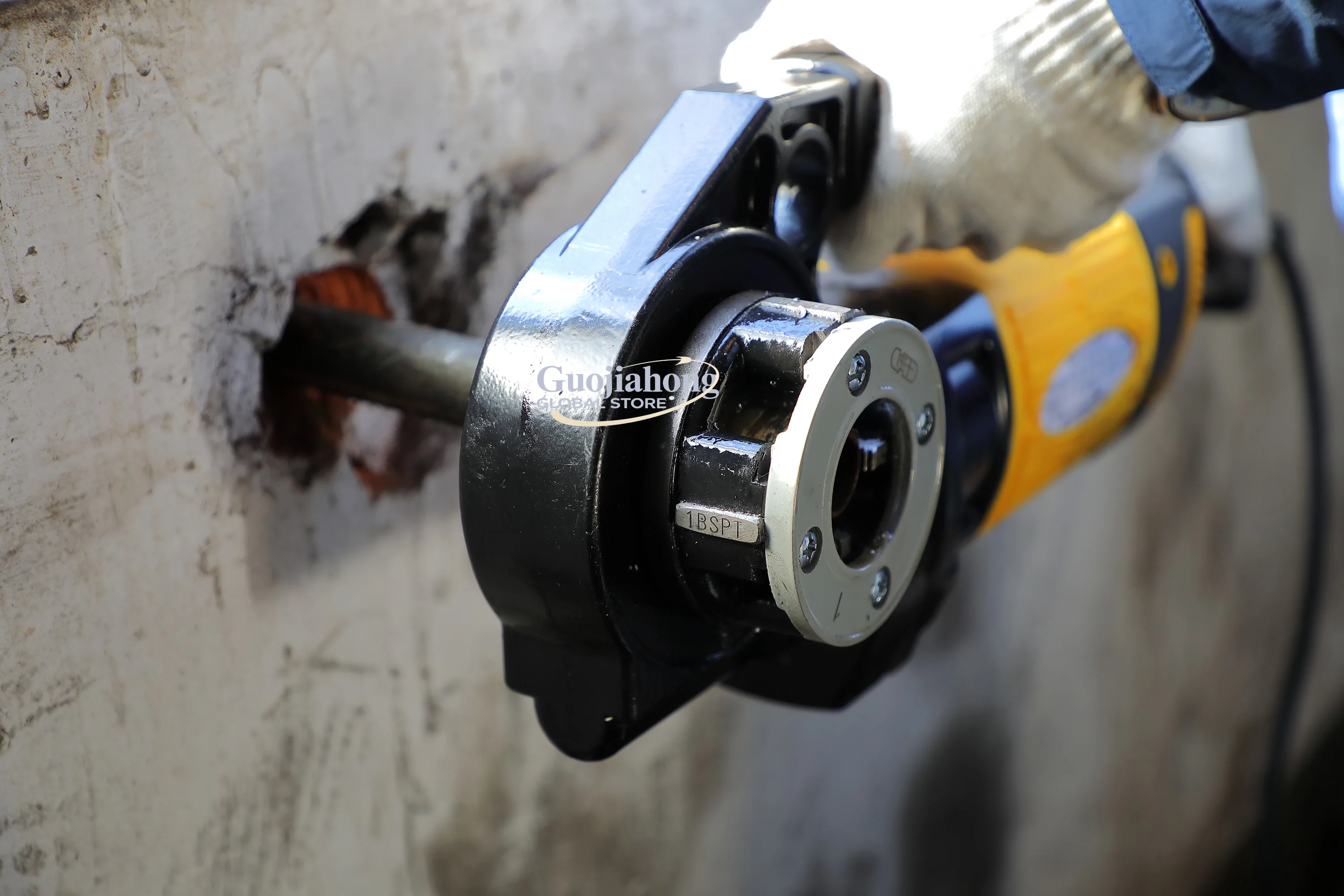 Hotsale SQ30A Macchina infila tubi di potenza portatile Tubi di ferro Cricchetto 1/2 pollice 1 1/4 pollici per l'installazione di tubi di linea in loco