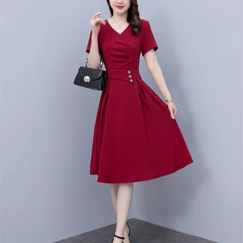 2024 New Summer Young Style Fashionable and Elegant A-Line Slim Fit Short Sleeved Solid V-neck Button Pleated Women\'s Midi Dress