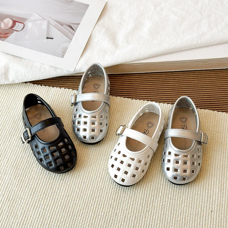 

Модные детские туфли Мэри Джейн 2026: летние кожаные туфли для девочек, простые универсальные низкие сандалии, удобная повседневная обувь для детей