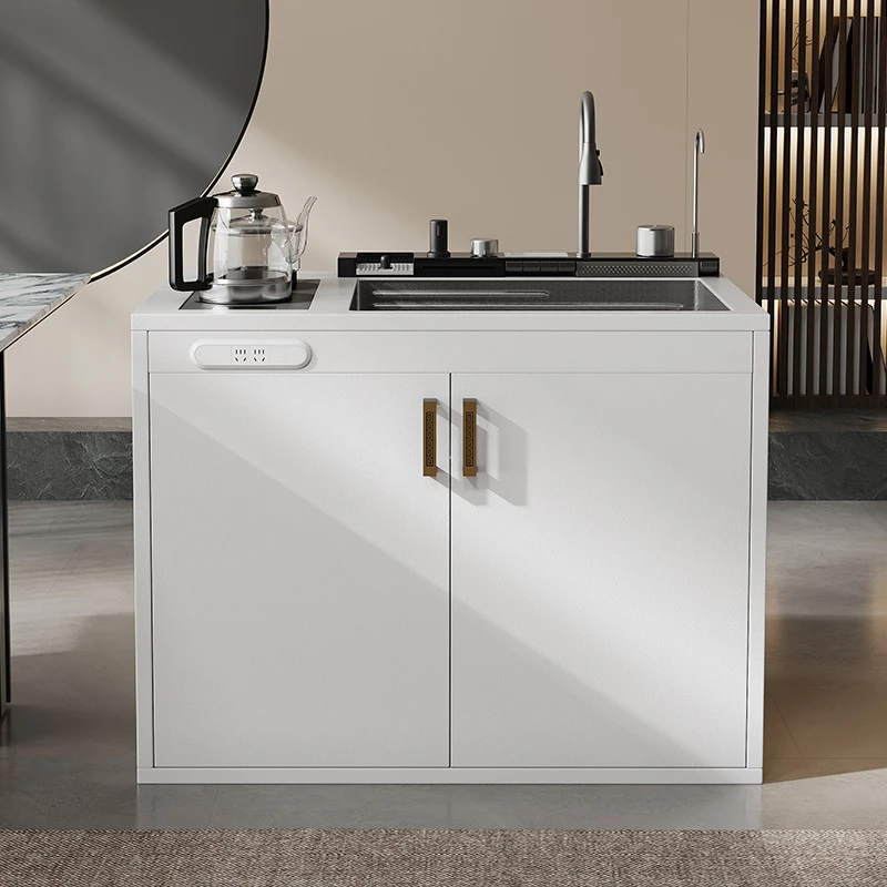 Bild 4: Anpassbarer Teeschrank aus Edelstahl