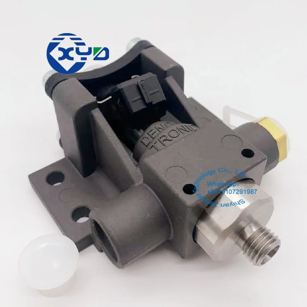 

0444011028 0444011023 0444011015 0444011025 1791538 1819790 Дозирующий модуль SCR 51.15403-6001