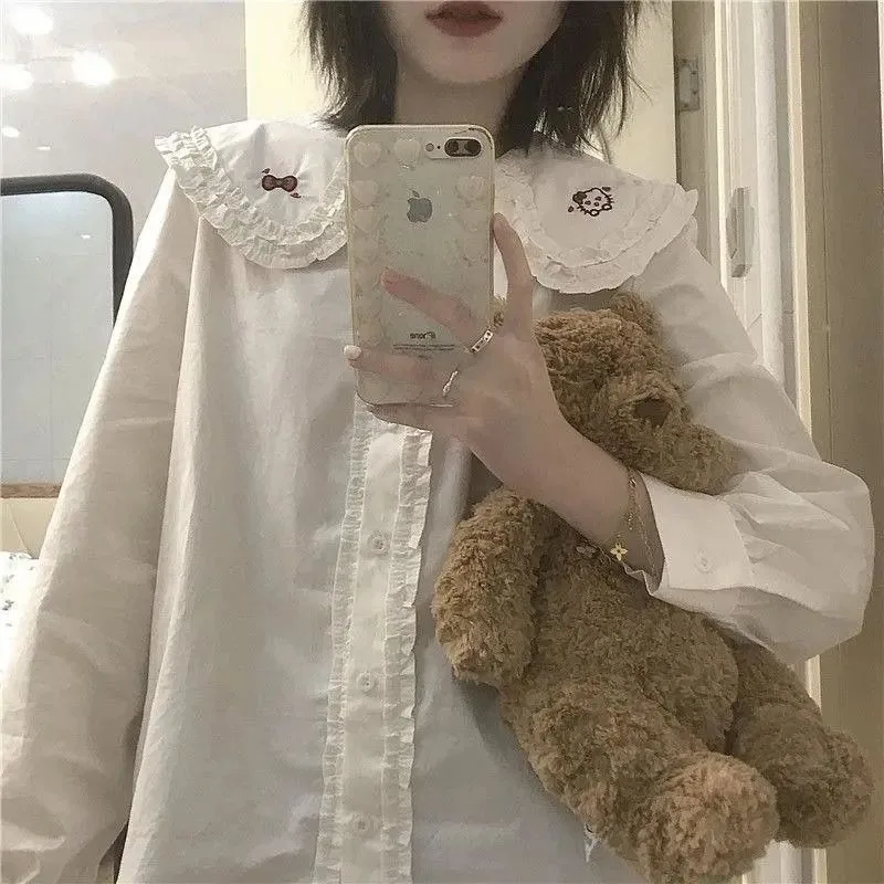 

Japanese Kawaii Shirts Women Lace Patchwork Peter Pan Collar Spring Blouses Vintage Sweet Cute Embroidery Long Sleeve Cute Tops