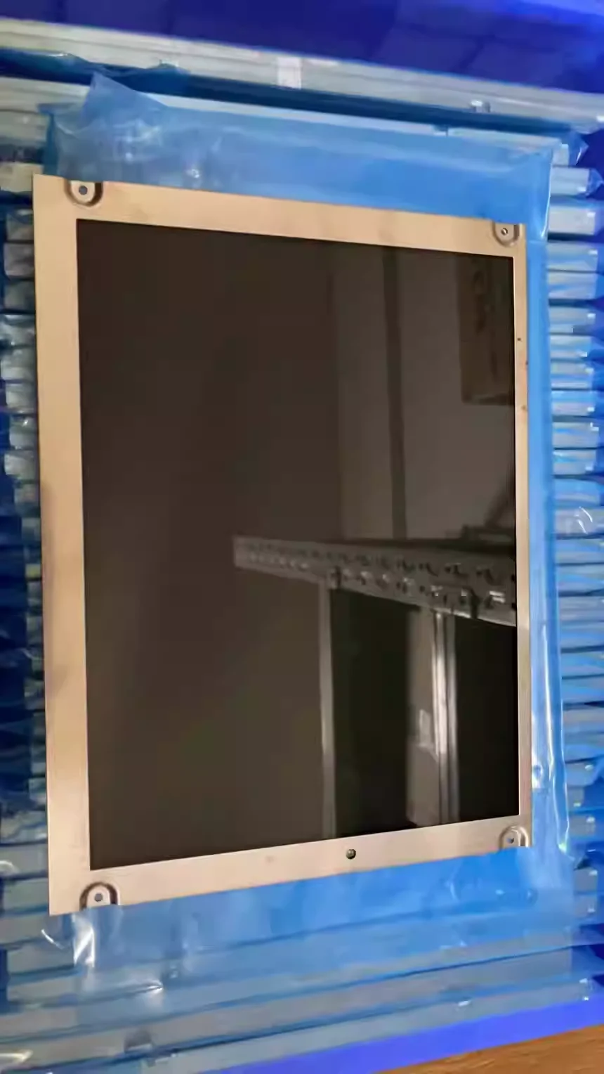 NL8060BC31-27   LCD display screen