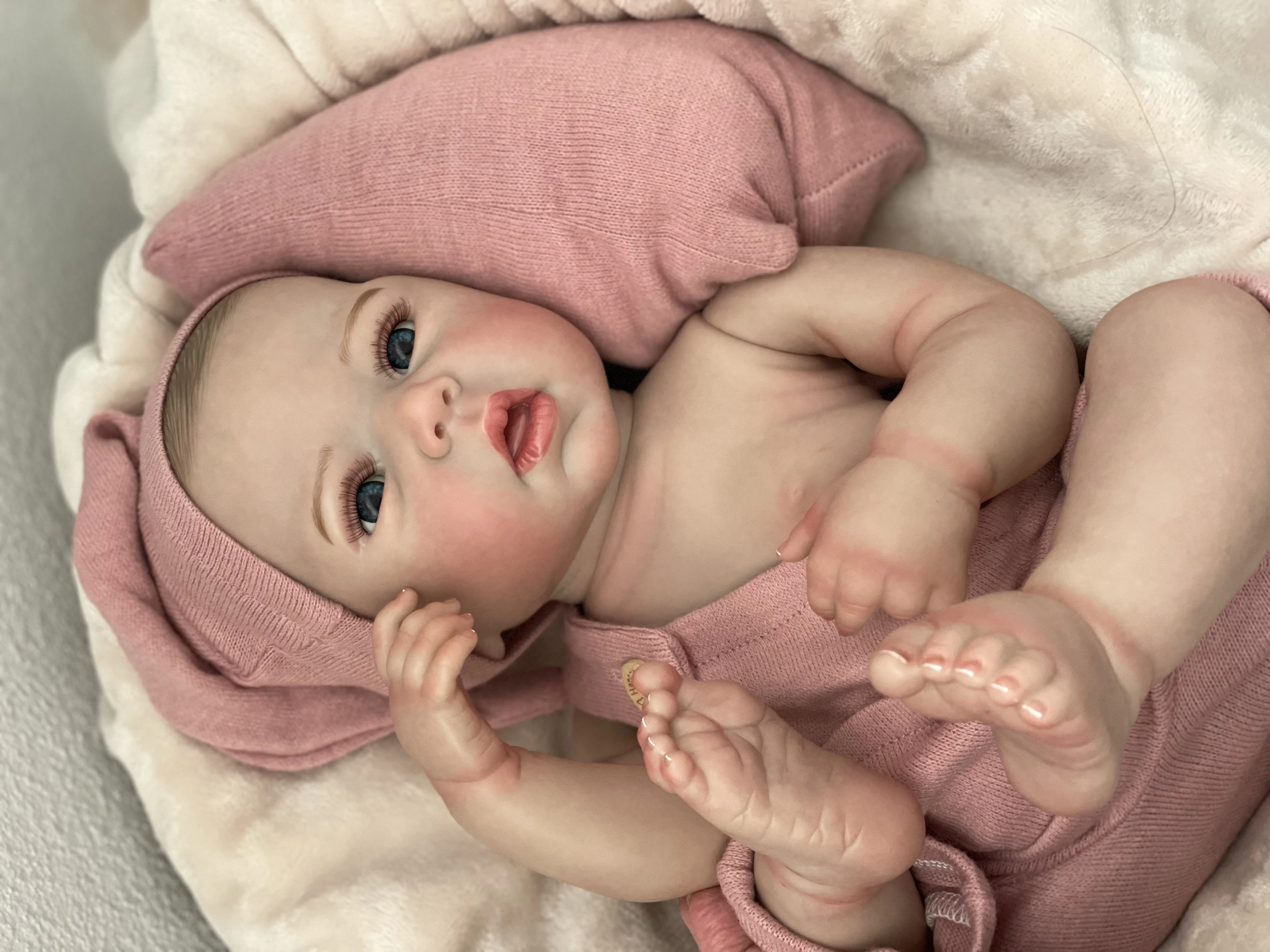 45CM Vinyl Girl Reborn Baby Dolls Handmade Painted Detailed Realistic Newborn Baby Doll Toys For Kid\'s Gifts Muñecas Reborn