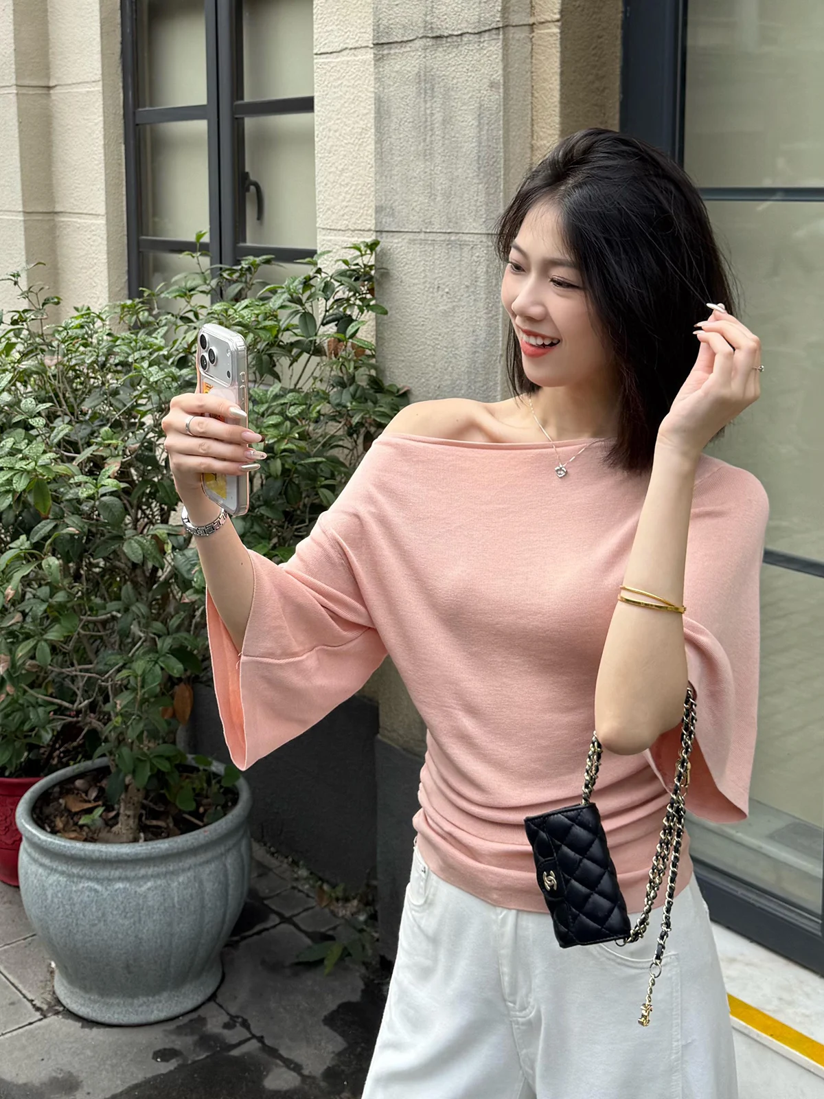 Elegant Knitted Mid-Sleeve T-Shirt Women's Summer Unique Design Shoulder Bared Top Gentle Style Regular Fit Daily Wear