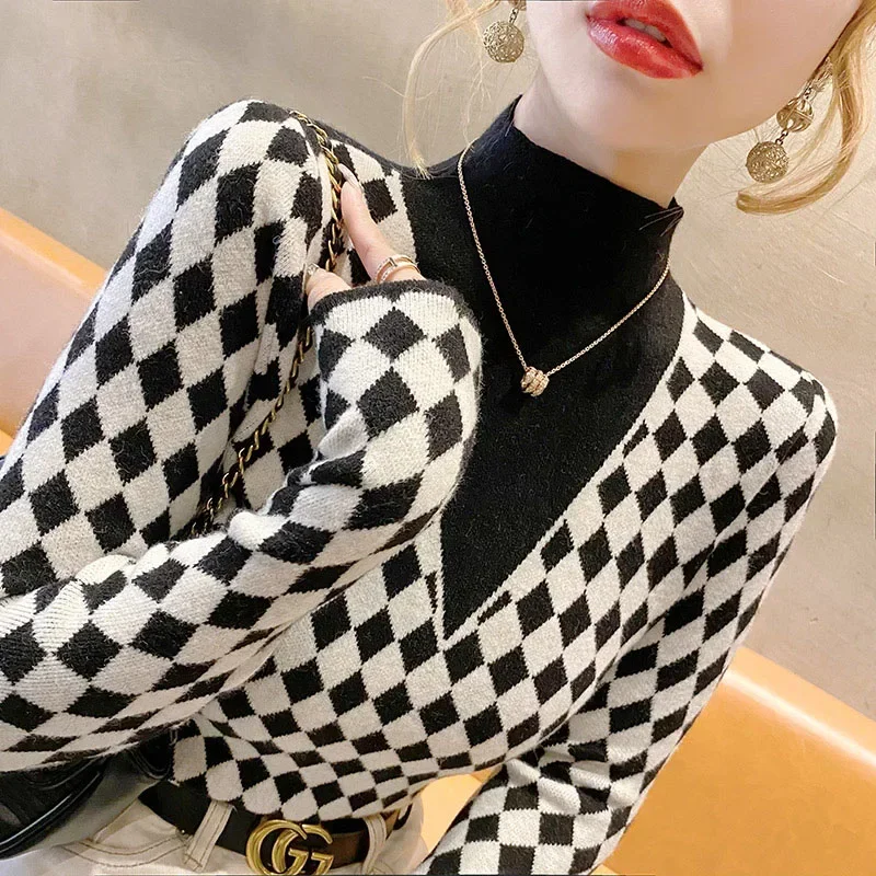 

2024 Spring New Half High Necked Sweaters Women Fashion Westernization Contrasting Colors All-match Slim Top Lady Chic Pullovers