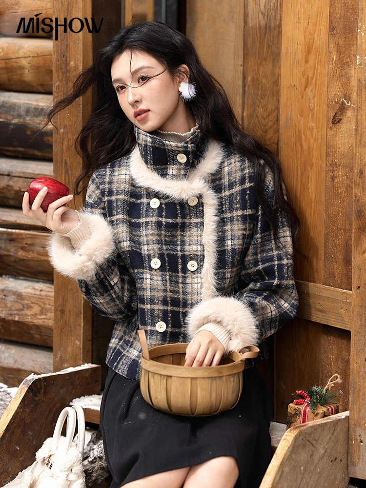 MISHOW Vintage Plaid Jackets for Women Fur Collar Cotton Clip Thickened Stand Collar Coats Color Clash Pocket Design MXD36W0503