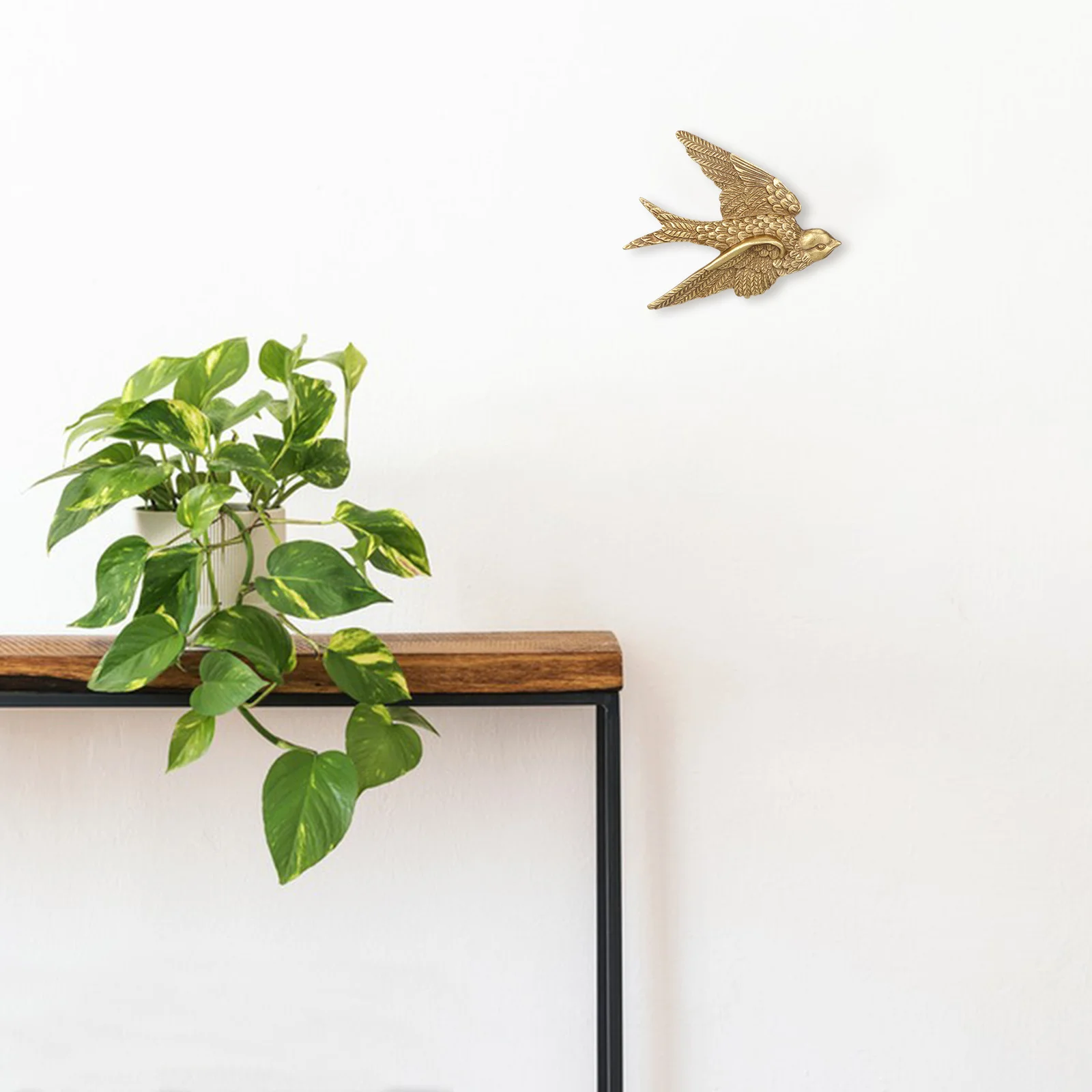 

Vintage Decor Vintsge Swallow Bird Art Home Decoration Ornament Flying Golden Hanging Swallows