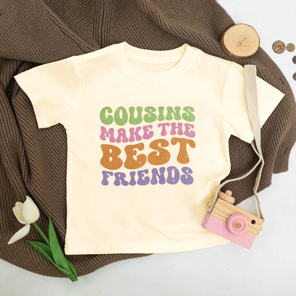 Camiseta infantil Cousins Make The Best Friends – Estampada manga corta - imagen 3