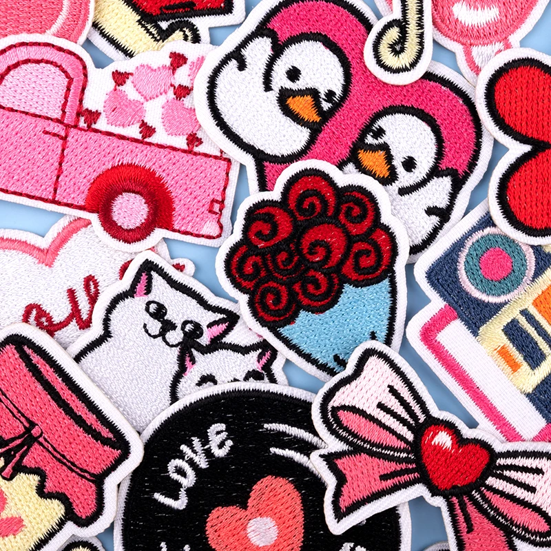 Pink Valentine\'s Day Rose Love Envelope Patches Badges Embroidery Patch Applique Ironing Fashion Clothing DIY Gift Box Decor