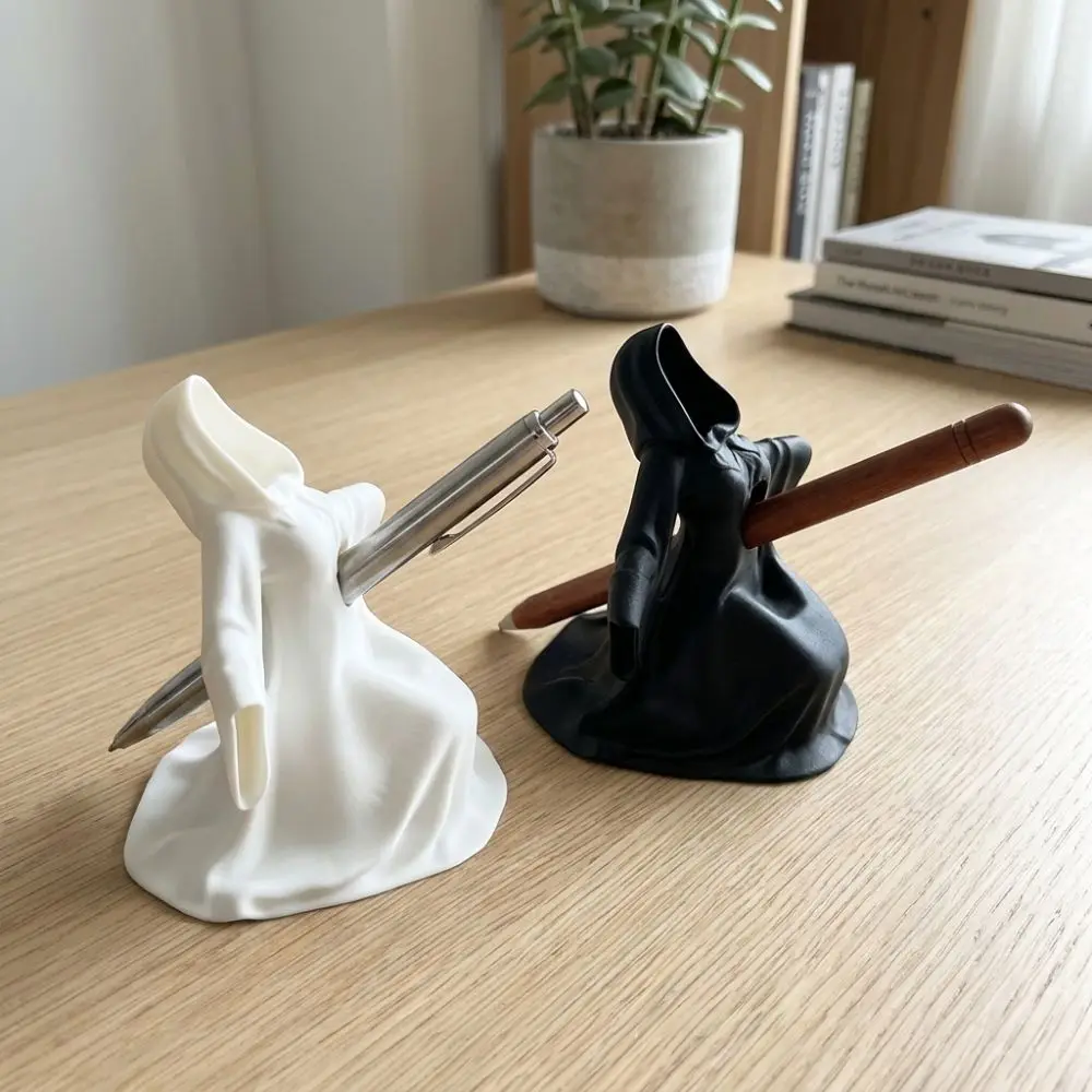 3D Printed Halloween Ghost Pen Holder Dark Gothic Robe Faceless Witch Pen Stand Hooded Novelty Mini Ghost Figurine