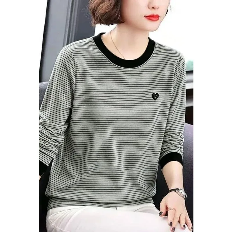 Women Spring Autumn Striped Long Sleeve T shirt Heart Embroidery Loose Hide Belly Basic Mom Tops