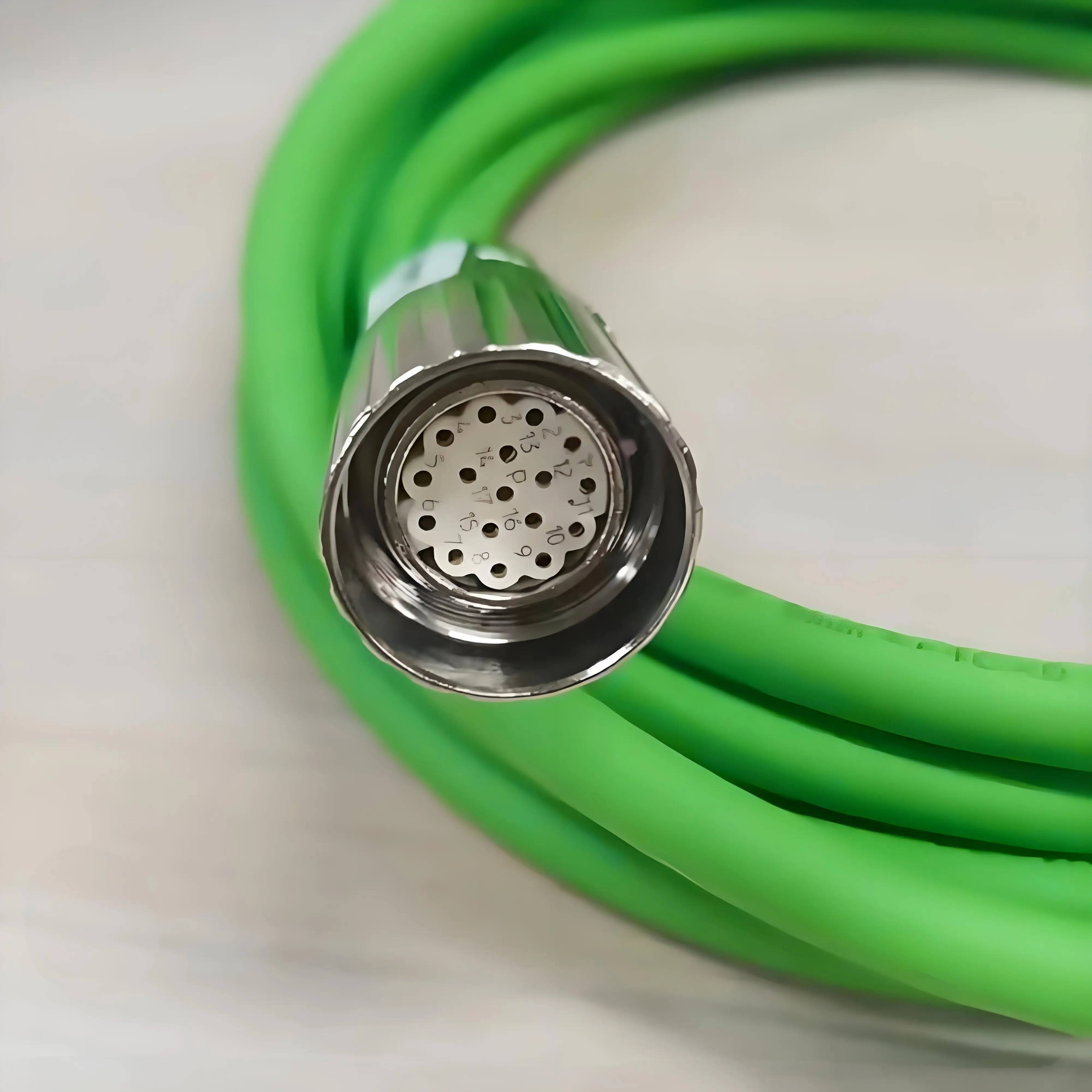 Feige Series Servo Motor Encoder Signal Cable Xc-C8-6F-Da Feedback Extension Cable Xc-C8-8F-Da Cable Connection Cable Xc-C8-10F-Da Xc-C8-15F-Da