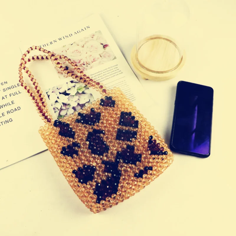 Customized New Women's Fashion Retro Leopard Print Handbag DIY Hand Woven Acrylic Beaded Bag Versatile Casual Mobile Phone Bags