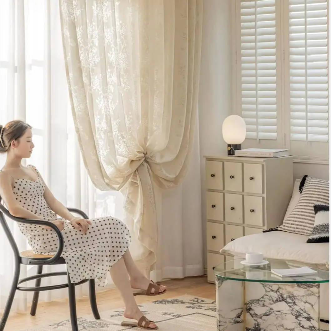 Französische Rosen-Blumen-Jacquard-Gardinen Französische Landhaus-Voile-Fenstervorhänge für Wohnzimmer Schlafzimmer