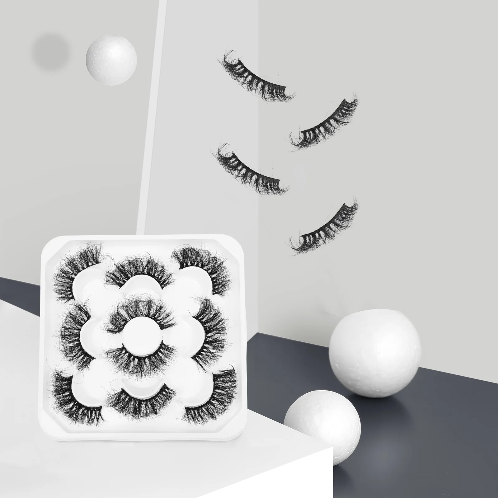 

5Pairs Long Curl Fake Eyelash Extensions Natural Look Makeup False Lashes Gift for Women Girls Fake Eyelashes False Lash