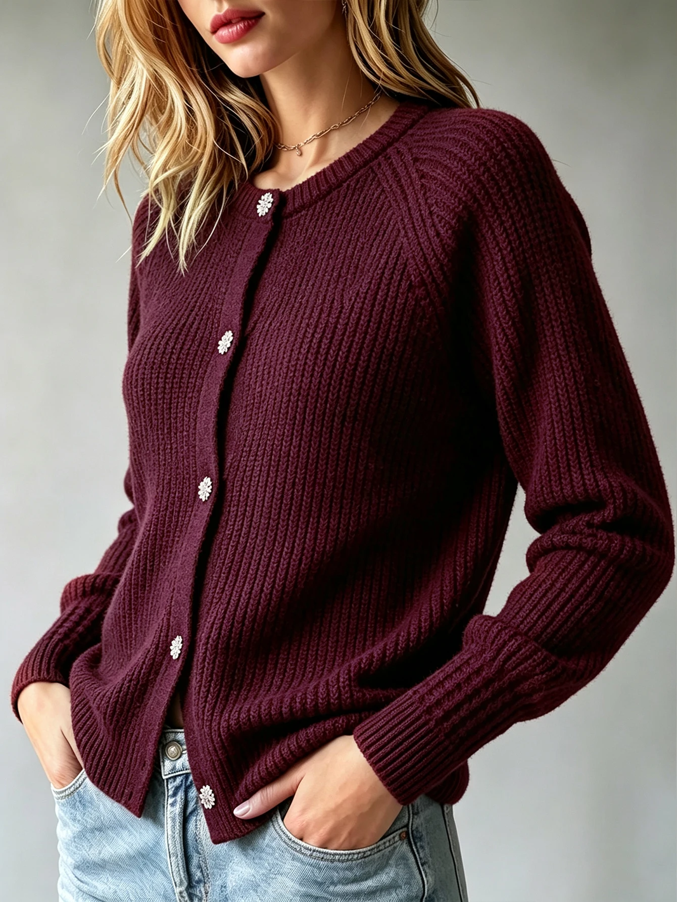 Autumn and Winter Burgundy Round-Neck Knit Cardigan for Women, Snowflake Rhinestone Single-Breasted Long-Sleeve Ribbed Sweater Coat, Soft and Skin-Friendly, Loose Fit, Slimming Outerwear, Suitable for Christmas, Thanksgiving Parties, and Commuting, European Hot-Selling Retro Style Top, French Casual Layered Wear, Light Luxury Knitwear for Women