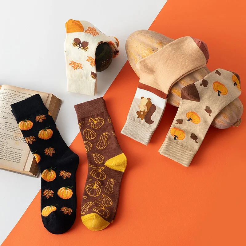 5 Pairs/Lot Women's Halloween Mid Calf Socks Cute Pumpkin Squirrel Maple Leaf Print Socks Versatile Comfortable Casual Socks