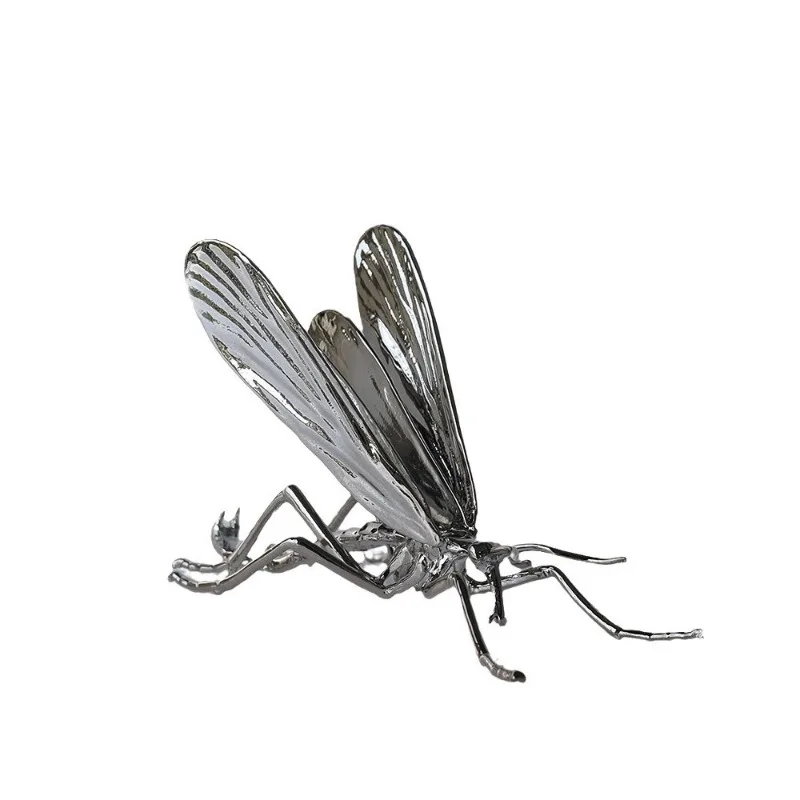 

Modern minimalist creative simulation insect decoration ornament model room study animal sculpture soft home crafts