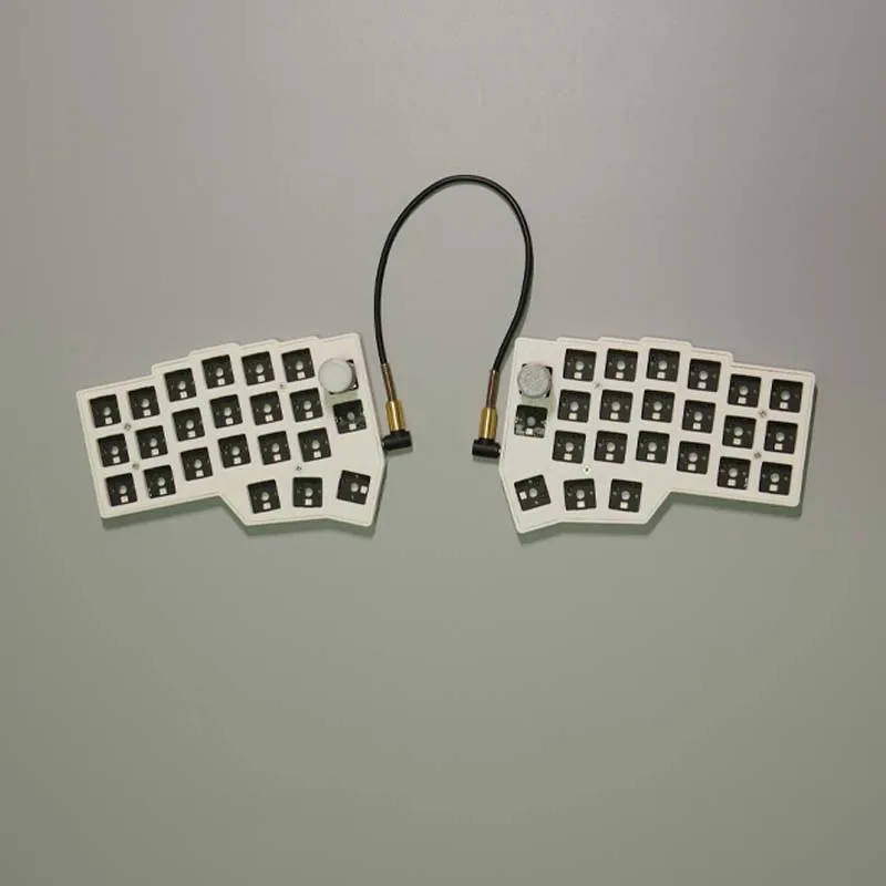 Corne Split Keyboard Kit RGB Customized 46Keys Ergonomics Corne Split Keyboards VIAL Hot Swap With Knob PC Gamer Accessory Gifts