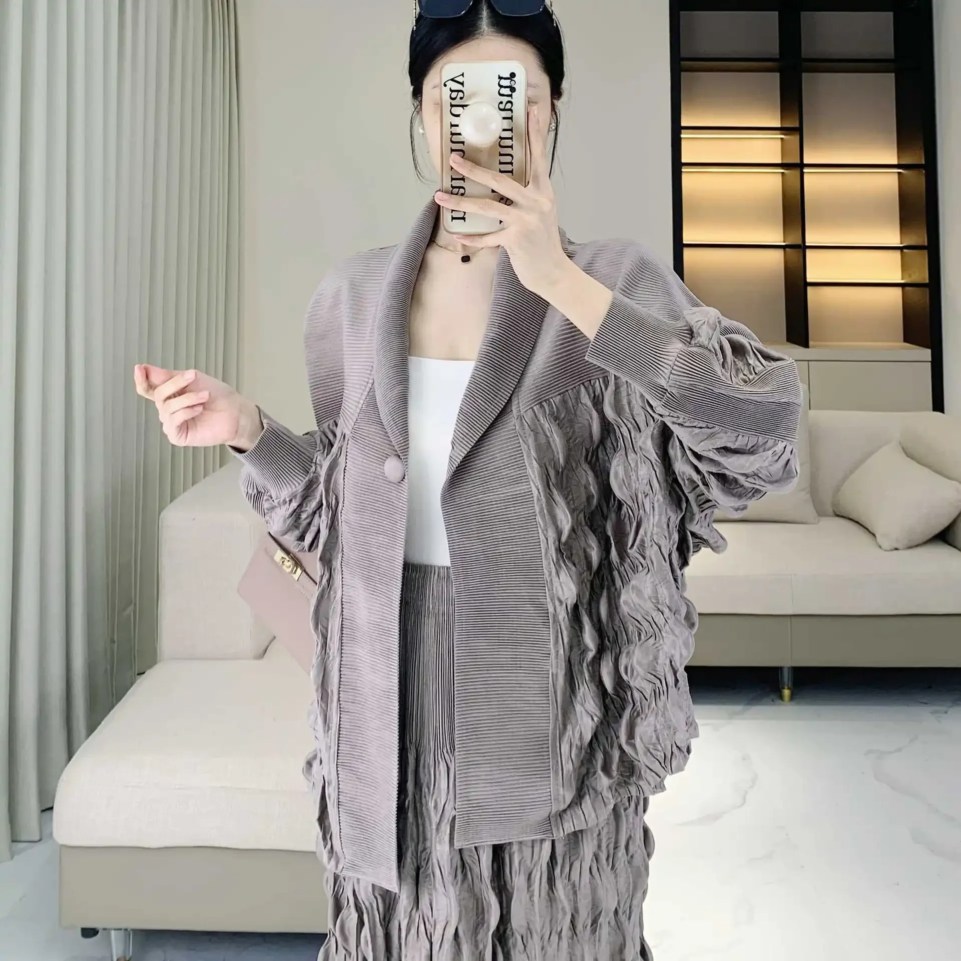 Pleats Pleated Jacket Senior Sense Pleated Lapel Short Jacket Women 2024 Fall New with Design Bubble Loose Thin Cardigan