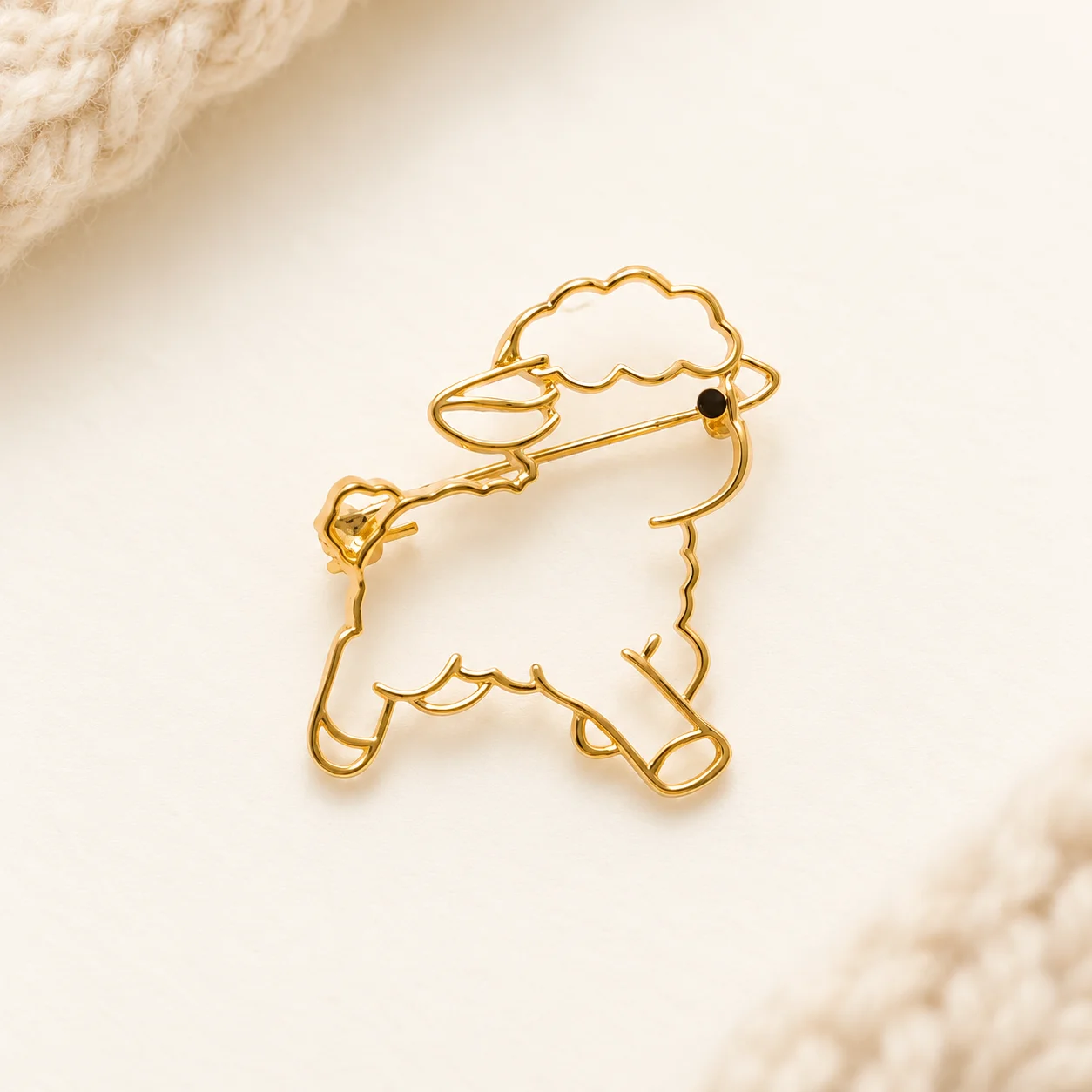 Gold Tone Hollow Sheep Brooch Zinc Alloy Animal Pin For Jackets, Shirts Gift Fun Animals Brooch Lapel Badges Jewelry Gift