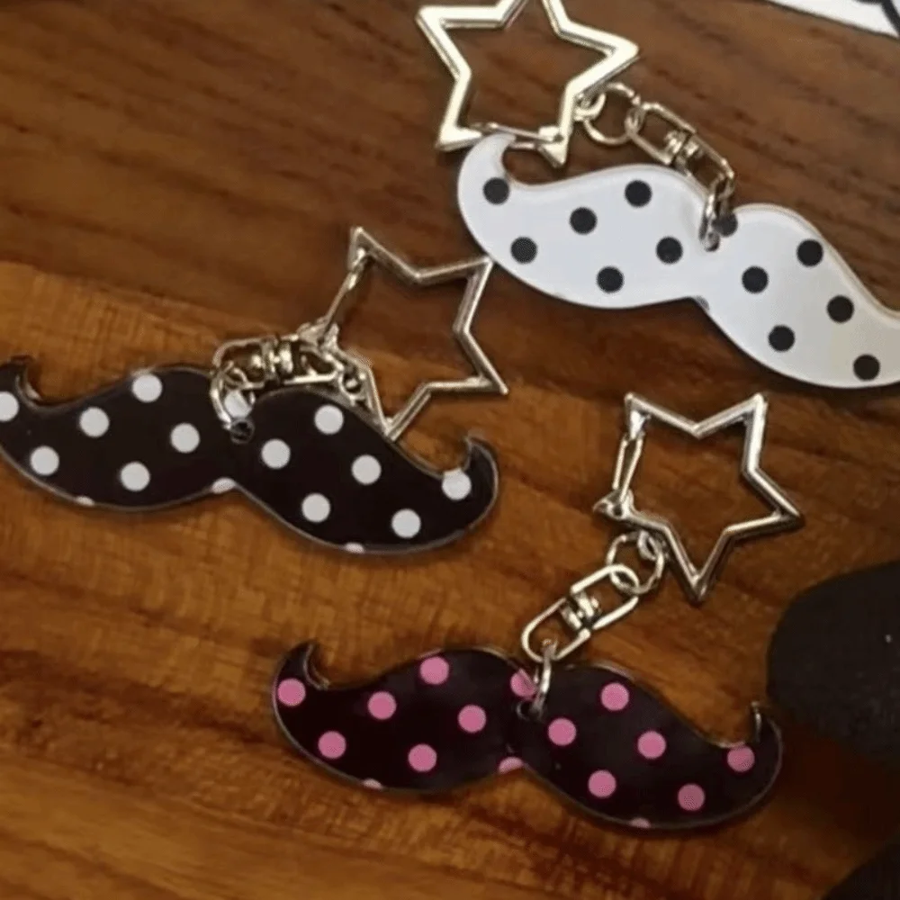 Korean Fashion Cute Beard Keychain Cartoon Shaped Versatile Acrylic Keyring Vintage Harajuku Style Polka Dot Hanging Piece Women