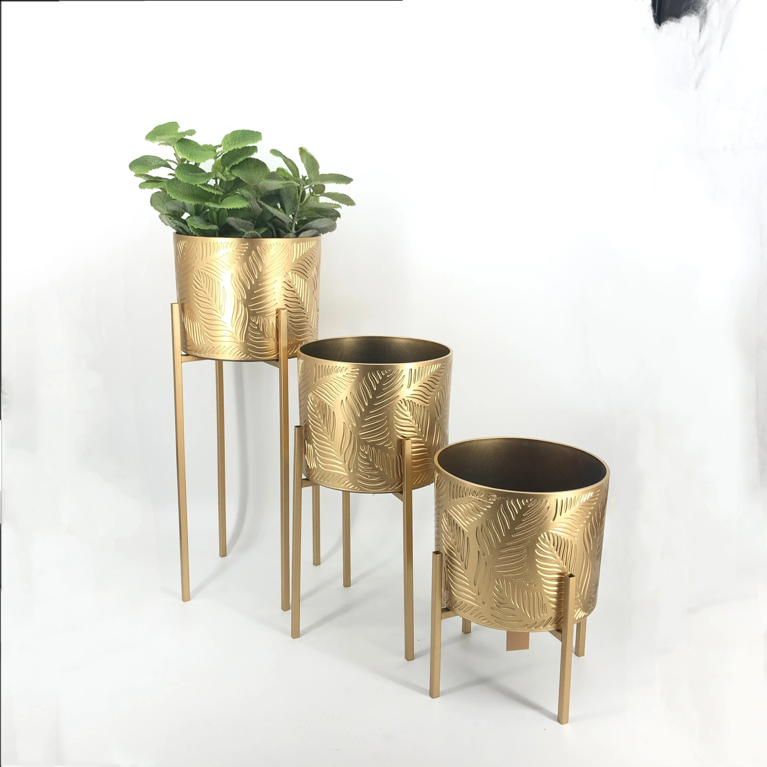 Modern Gold Iron Plant Rack Three-Piece Green Potted Flower Bucket Set Concave Pattern Design Round Flower Pot Holder