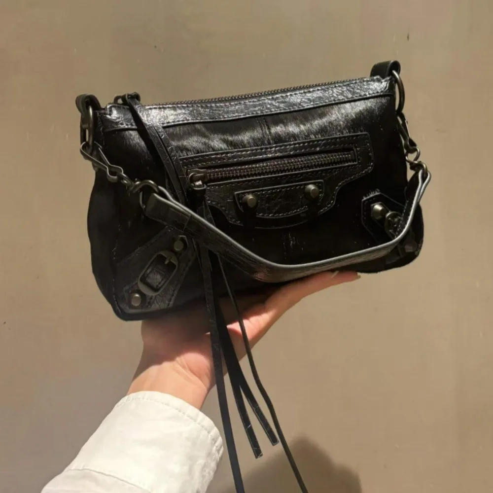 Horse Hair Rivet Locomotive Bag Paris Home Autumn and Winter New Neutral Underarm Bag Retro Versatile Large Capacity Women