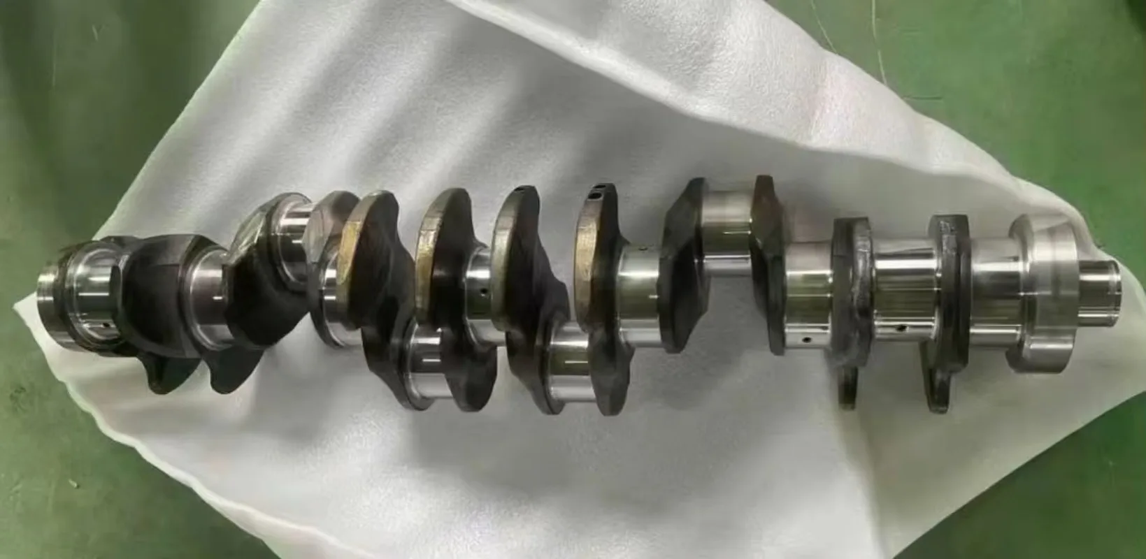 High-quality Imported Engine Parts Crankshaft 1775228 Suitable for Stannyia DC13  Excavator Engine