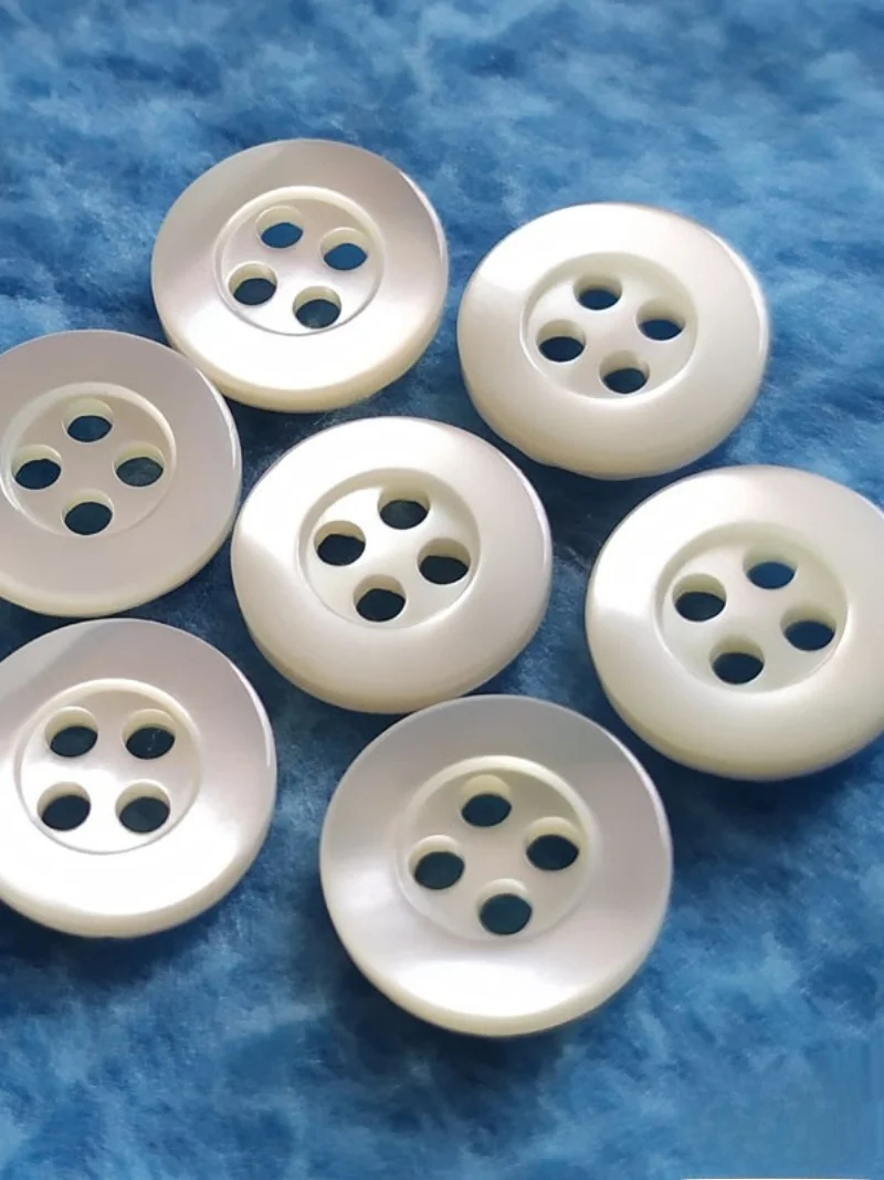 

l ell Buttons round ape Wide White irt Buttons Four Eyes Universal Clothing Accories Sewing DIY Materials