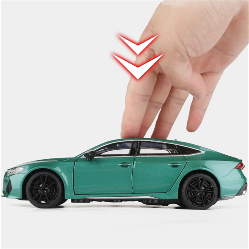 1:24 AUDI RS7 Coupe Alloy Car Model Diecasts y vehículos de juguete Metal Car Model High Simulation Sound and Light Collection regalo para niños