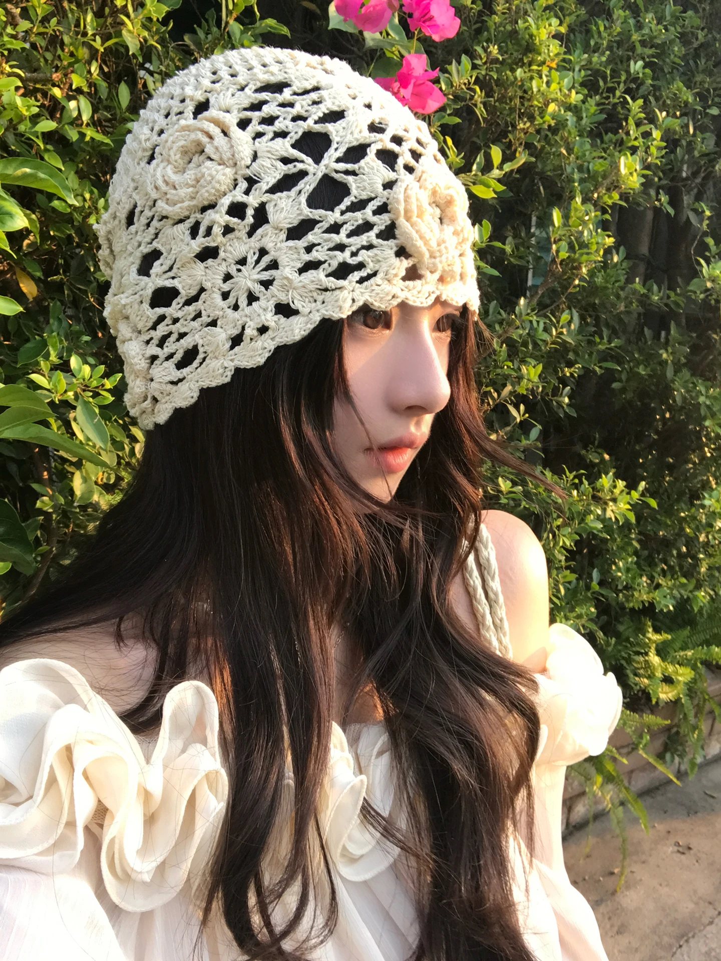 Spring Summer New Hand Knitted Hollow Flower Knit Headcap Women Breathable Face Slimming Overhead Hat Casual Style round Top
