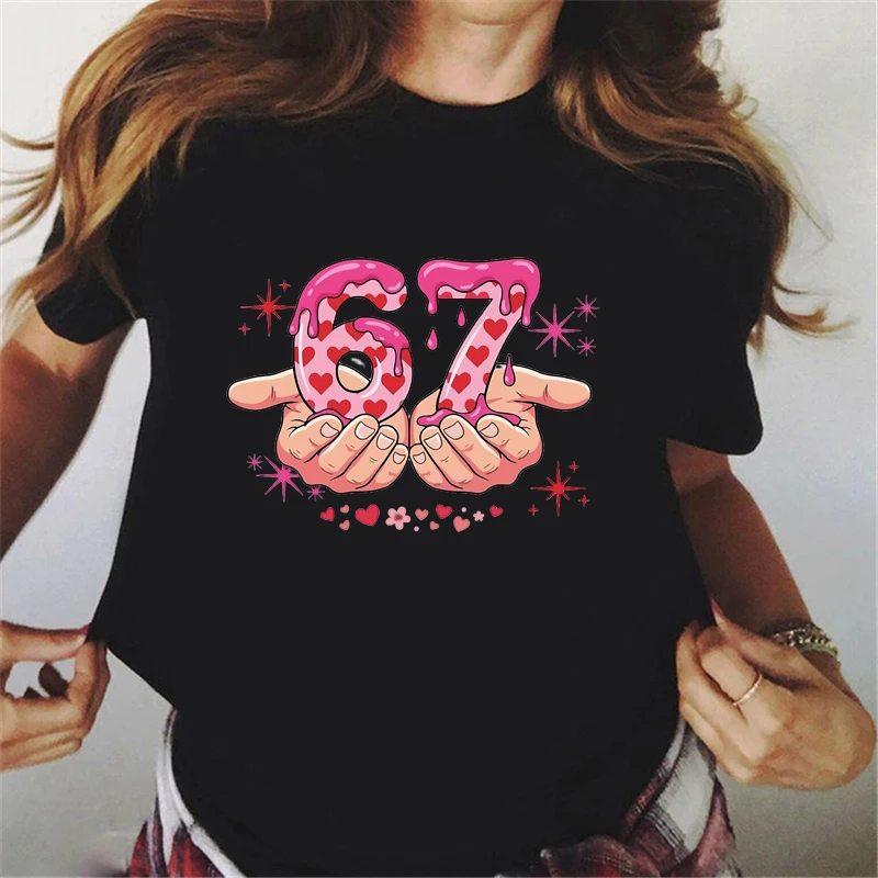 Valentine's Day Six Seven 6 7 Meme Gen Alpha Slang 6 7 Hands T-Shirt Women Funny Number 67 Design Womens Short sleeved Shirt Top