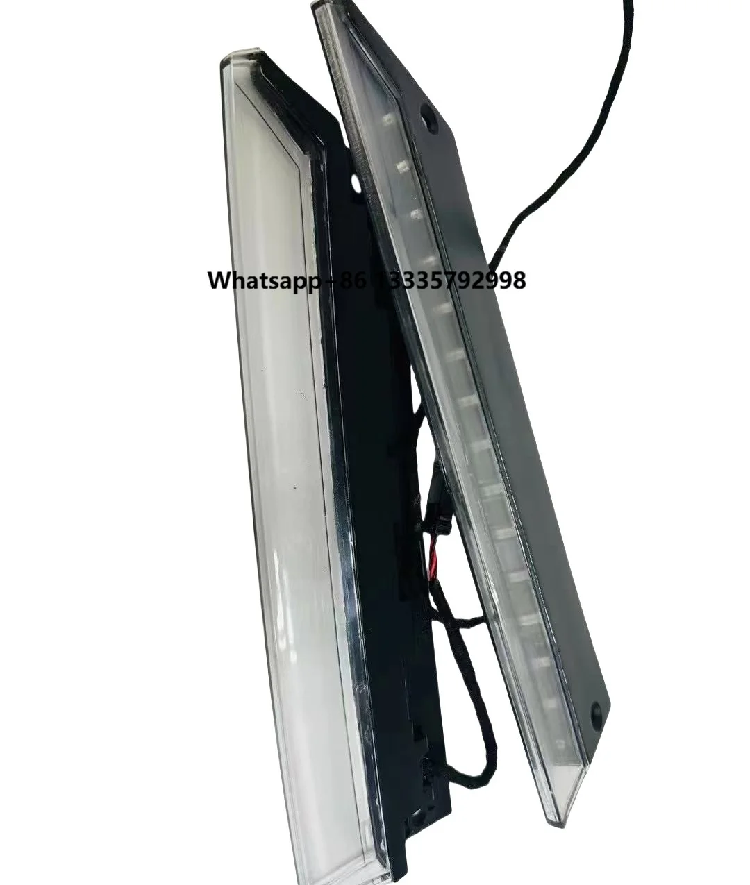 

Suitable for Lamborghini LP700LP720LP740LP750 High Mounted Brake Lights and Rear Brake Lights 470945097A 470945097B 4B9945097
