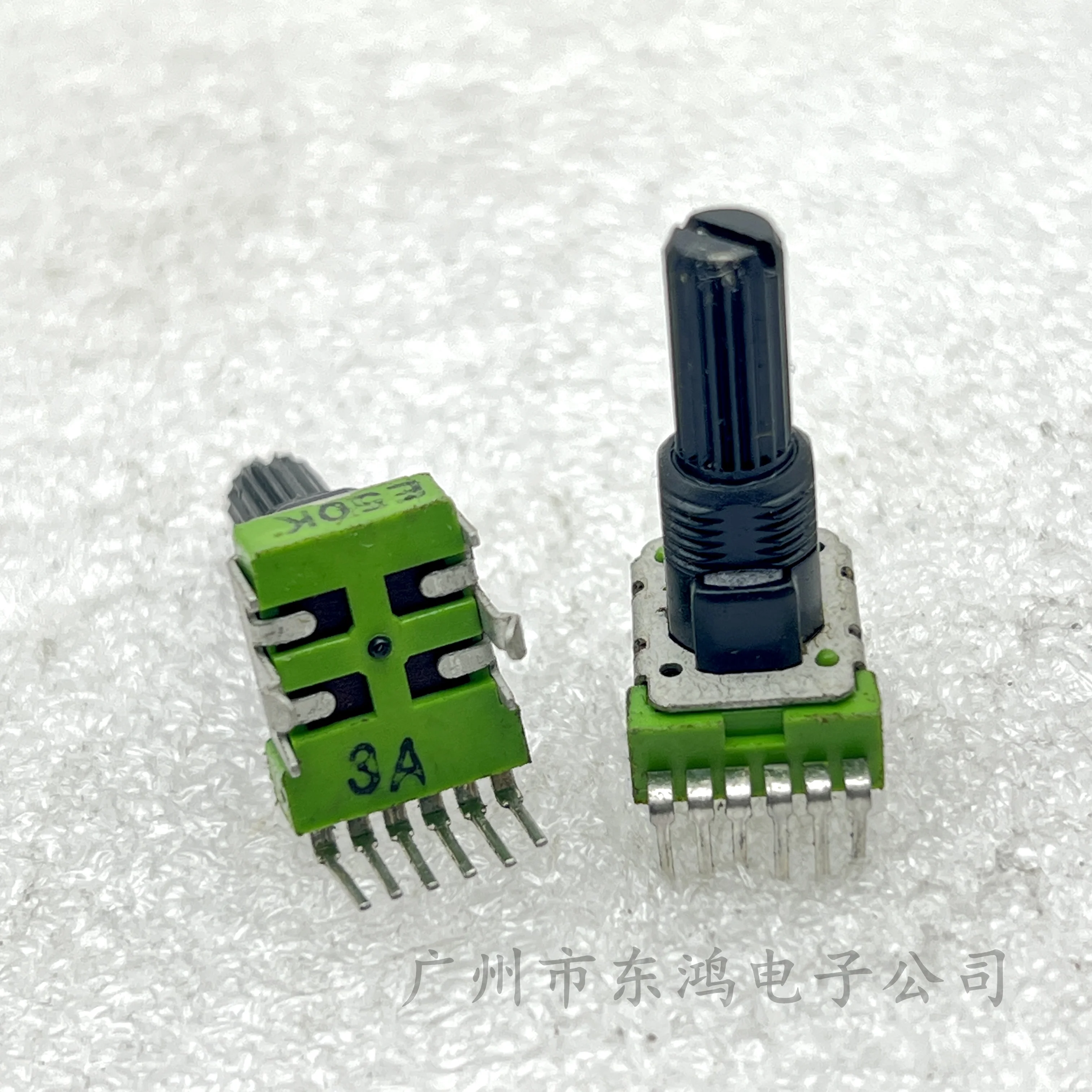 1 PCS Taiwan RK14 potentiometer 6-pin E50K with midpoint shaft length 23MM