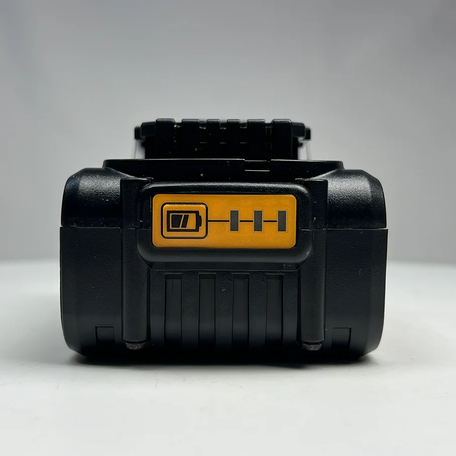 แบตเตอรี่ DEWALT DCB205 McLaren F1 Team 18V 5Ah แบบชาร์จได้ ระดับแข่งขัน สำหรับเครื่องมือไร้สาย