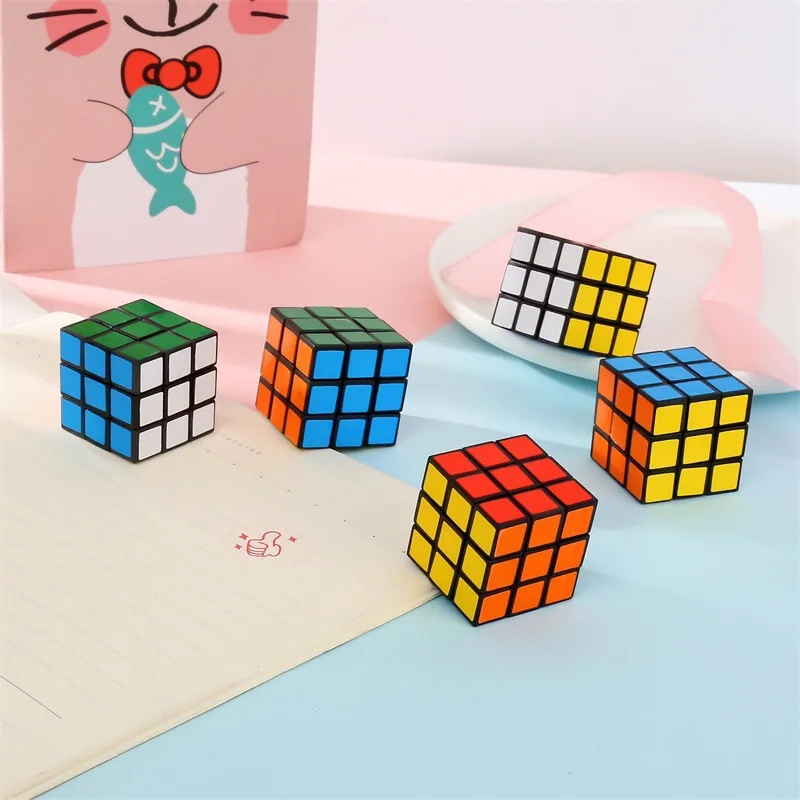 12 sztuk/partia 3cm mała kostka 3x3x3 dzieci Mini prędkość magiczna kostka wczesne edukacyjne Puzzle Cube zabawki Kingdergarten zabawki prezent dla dzieci