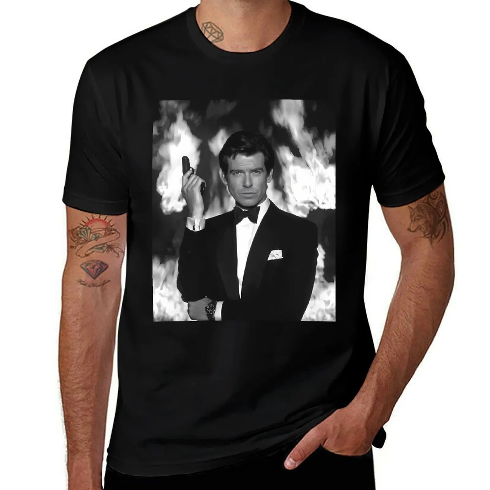 

Pierce Brosnan Art T-Shirt t shirt for man man t shirts for men casual T-Shirt