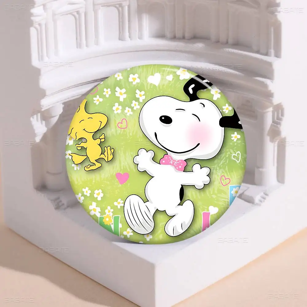 Cute Dog S-Snoopy Photo Brooches Creative Round Badge Gifts Pins 32/44/58mm