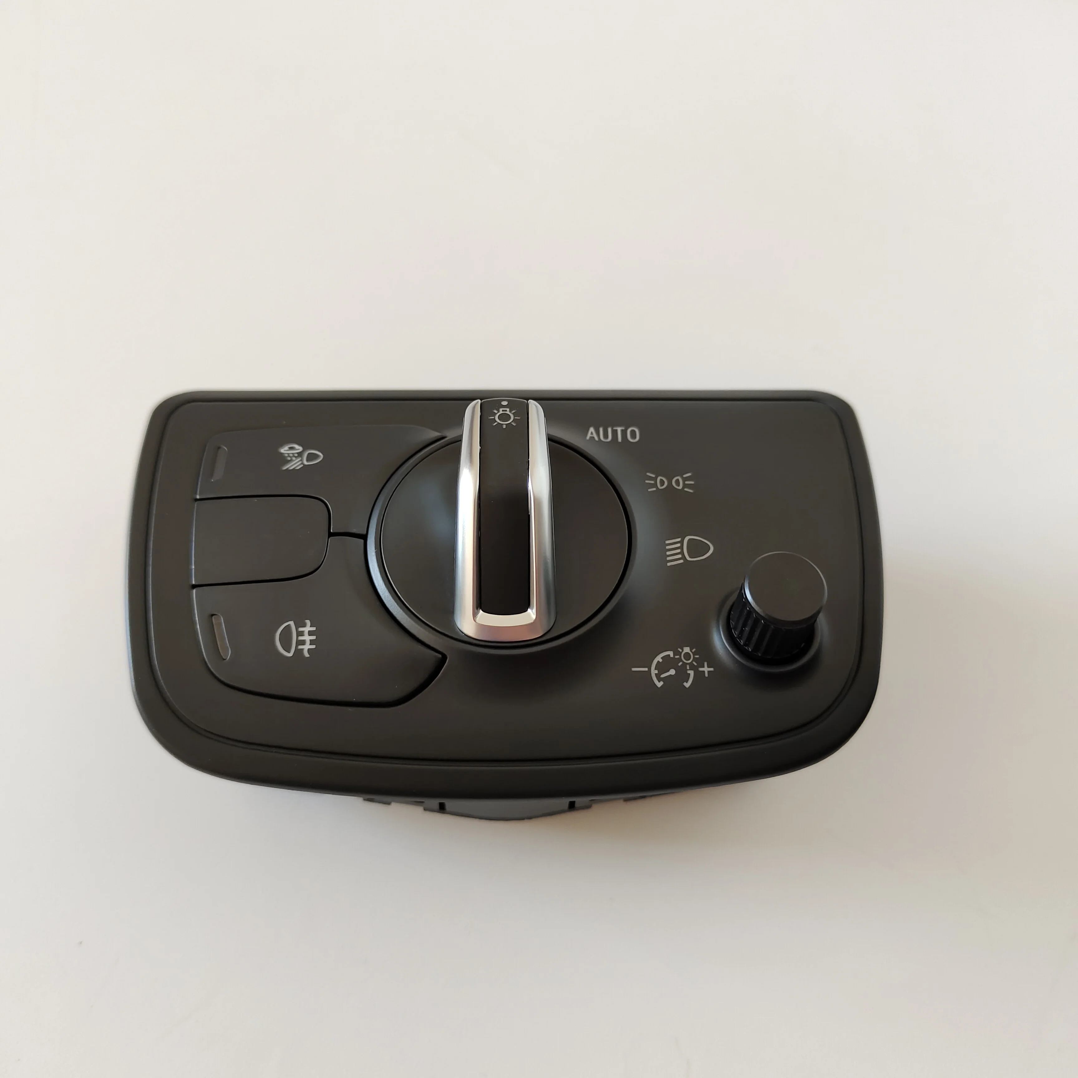 

For Audi 2012-2018 A6L C7 Automatic Headlight Switch