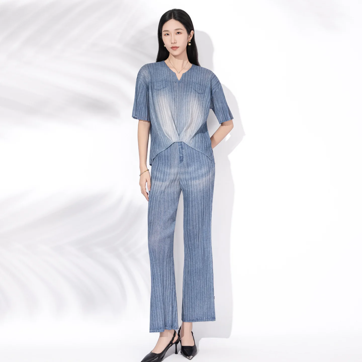 Miyake Summer Gradient Denim Printting Women's Pleated Two Pieces Set V-neck Short-sleeve Top with High-waisted Drape Pants
