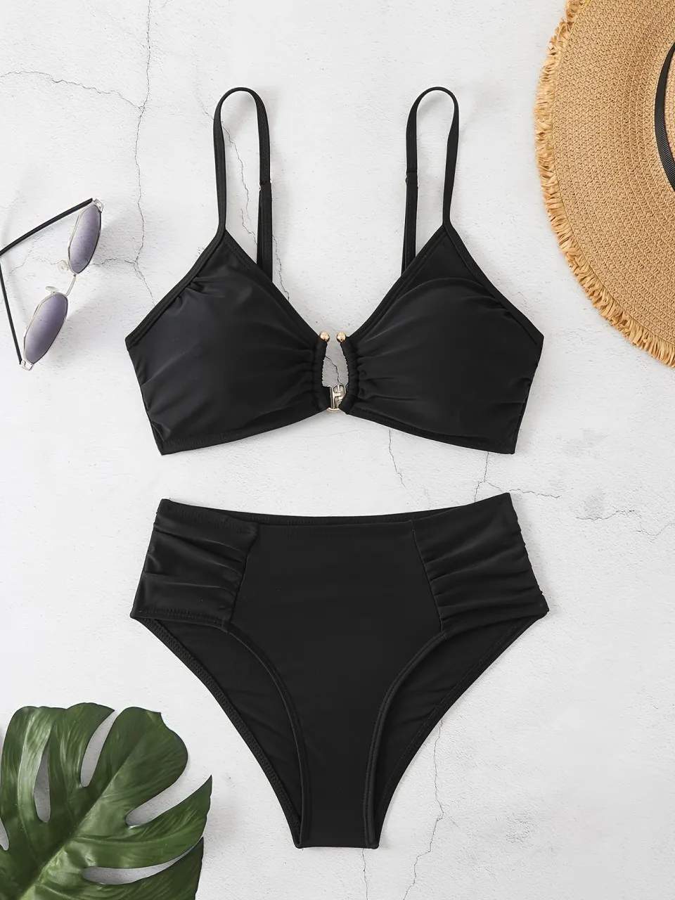 2026 Strappy حلقة مرتبطة بيكيني هدب مثلث ملابس النساء الصلبة ملابس السباحة الإناث الاستحمام لباس سباحة مبطن بحر #1