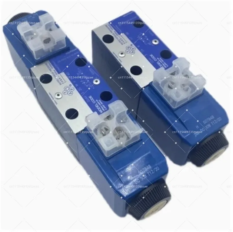 Hydraulic Solenoid Directional Control Valve DG4V-3-2C-M-U-H7-60 DG4V-3-6C-M-U-H7-60 Industrial Hydraulic Component