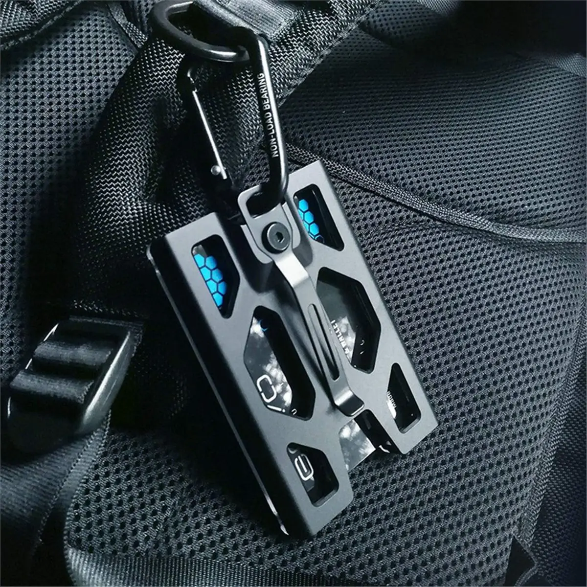 Clip Wallet, Hard Wearing Card Bag with Rope, Can Hold 1-4 Cards, Metal Not Easily Damaged,Portable and Space Saving