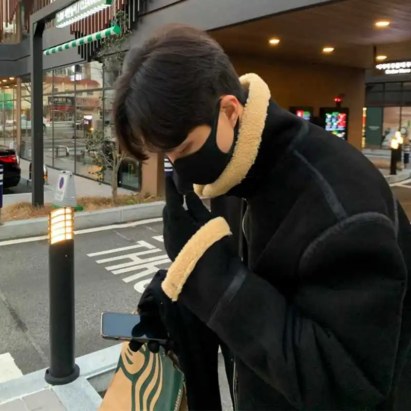 

Trendy Men's Cotton Jaet Loose Fit Stand Collar Lamb Fur Skin Inteated Motorcycle Cotton Coat Warm Polyester Fiber