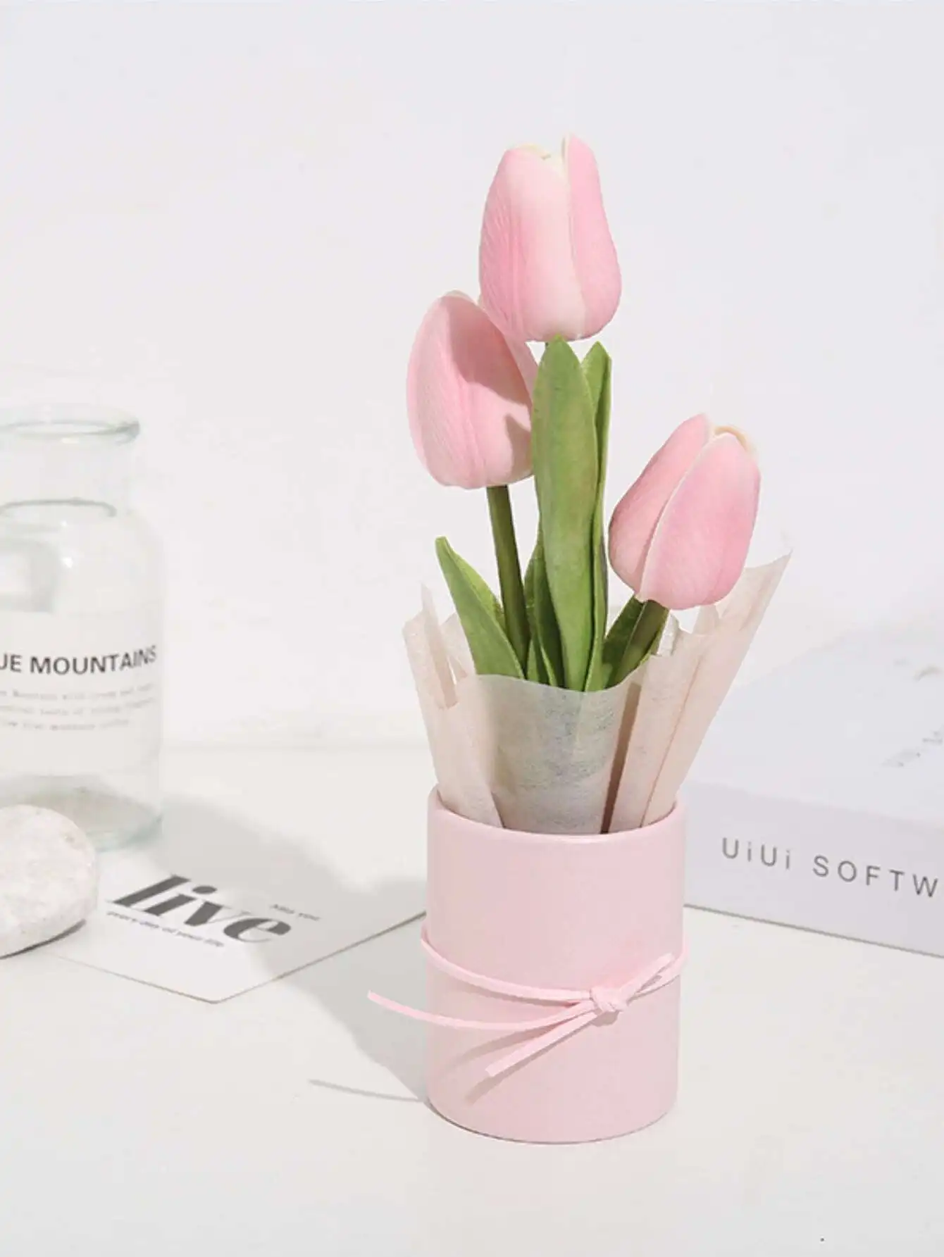 

Мини-букет с ведром-тюльпаном, 3 тюльпана, подарок для мамы, домашний декор на день Святого Валентина