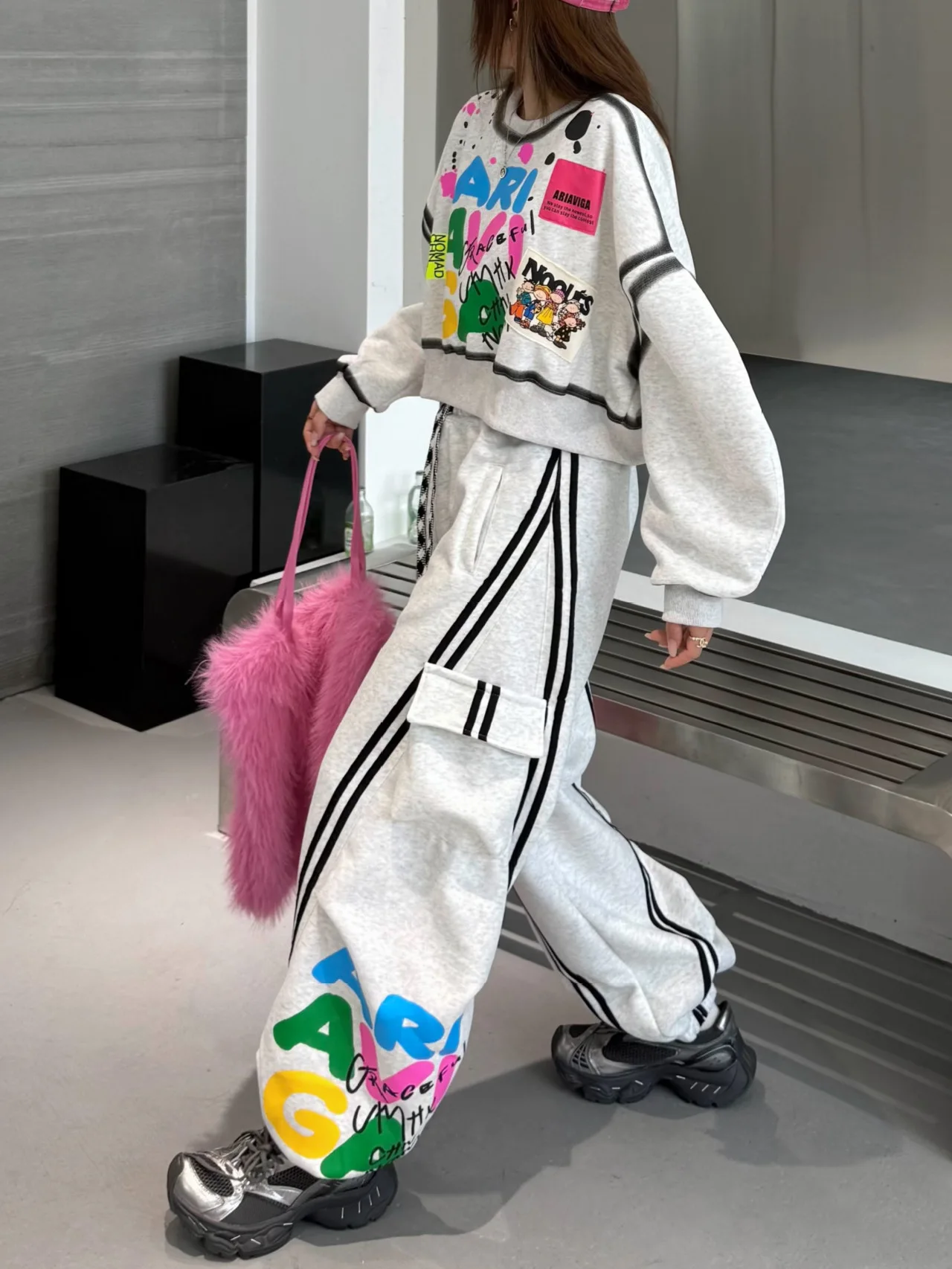 American Retro Color Block Lazy Cartoon High Waist round Neck Sweatshirt Large Pocket Workwear Pants Two Piece Set Women's Ca...