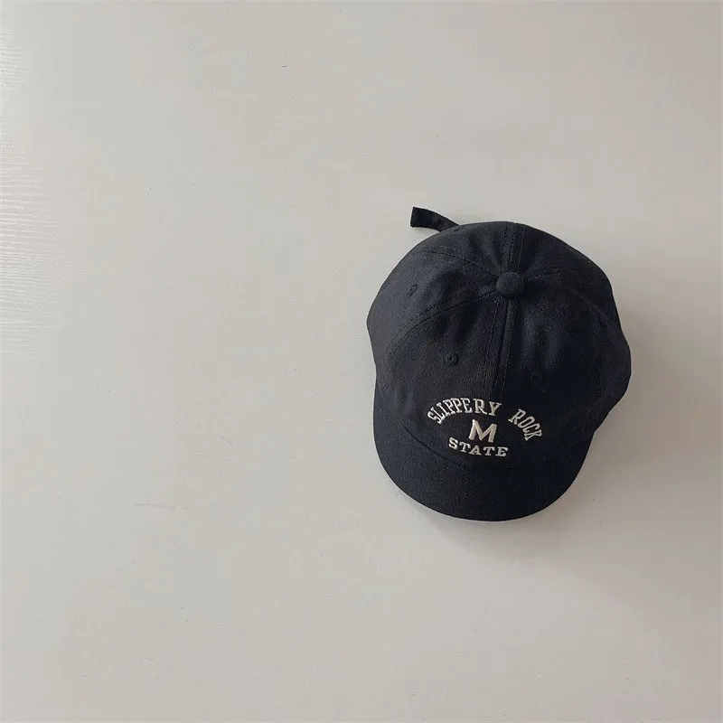 Gorra de béisbol bordada con letras para niños y niñas, sombrero con visera corta ajustable, estilo informal, Simple y clásico, novedad